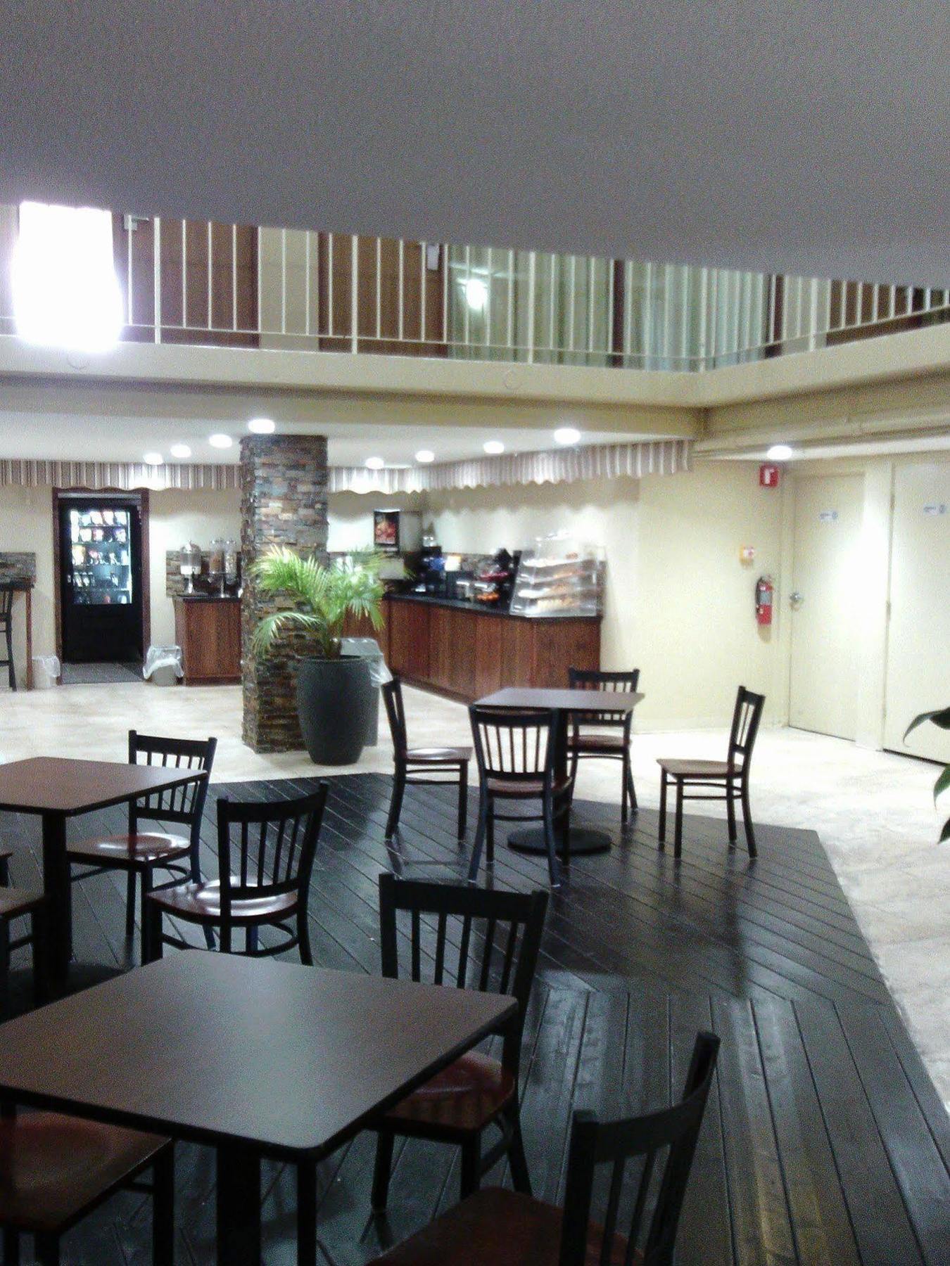 5Th Avenue Inn & Suites Rochester Luaran gambar